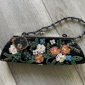 IN's beaded vintage evening clutch
